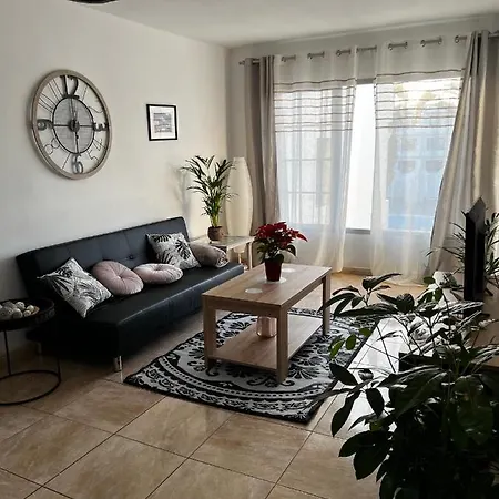 Casa De Amigos Apartment Tias