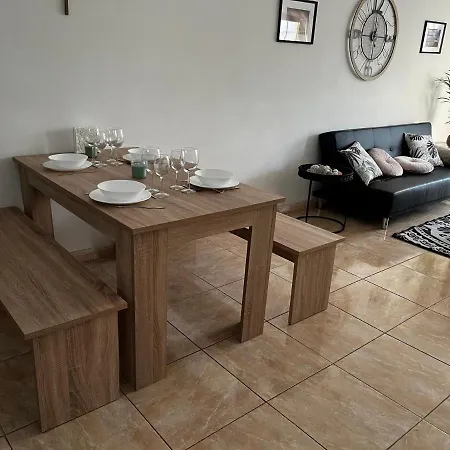 Casa De Amigos 아파트